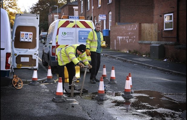 United Utilities workers carry out maintenance. 