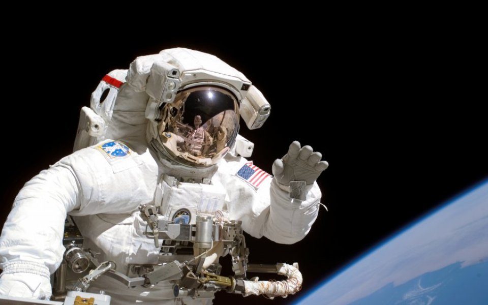 Watch Live Astronauts At The International Space Station Go On