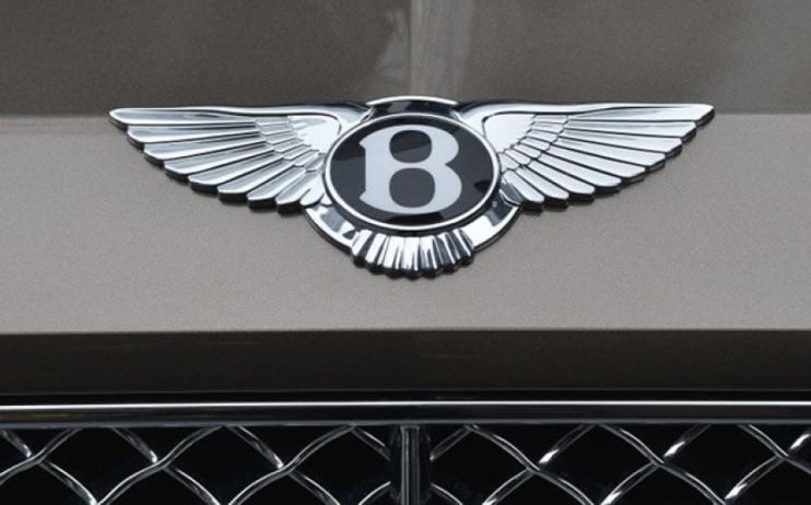 Luxury car Bentley has hired five cargo jets to fly car parts back to the UK in case of disruption to cross-border customs flows when the Brexit transition period ends.