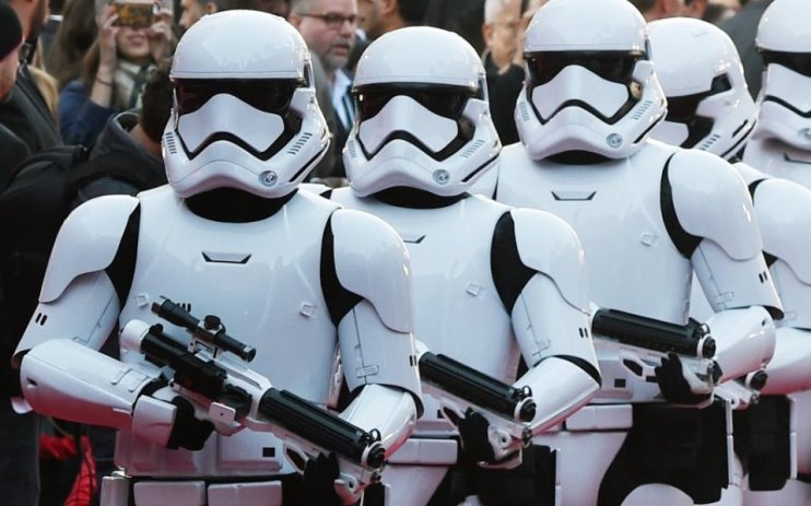 Star Wars Episode 7 The Force Awakens smashes box office records with $517m  opening weekend worldwide