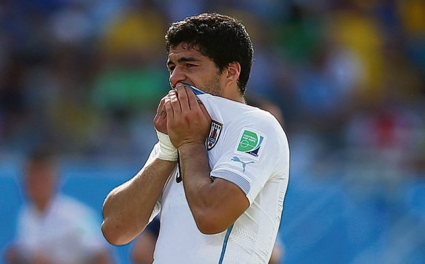 Suarez victim of English and Italian plot, say Uruguay