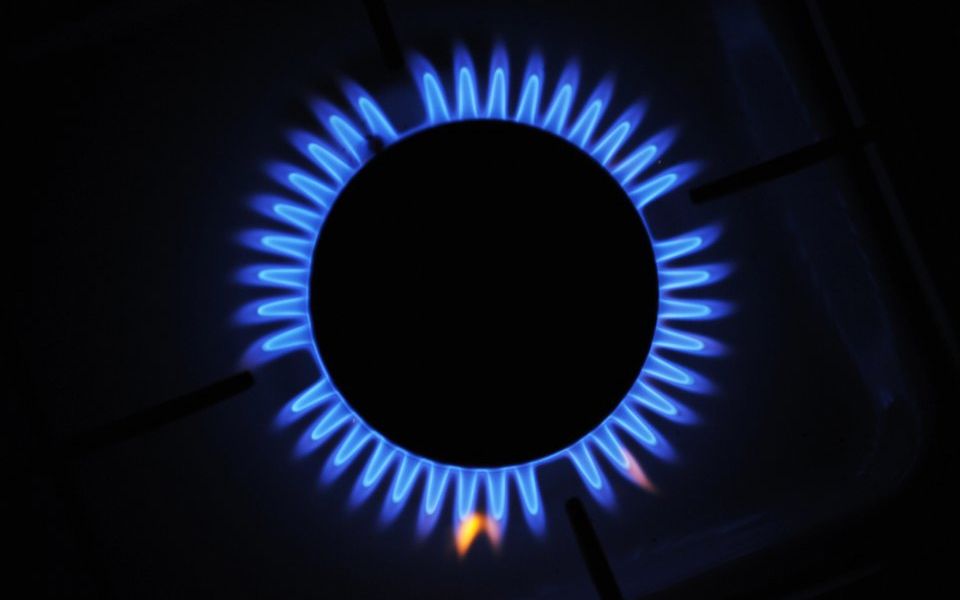 National Grid avoids emergency blackout measures in supply scramble