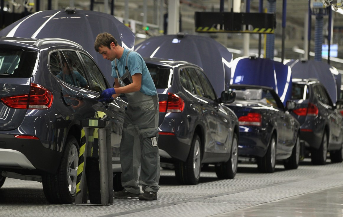 European Union to delay post-Brexit electric vehicle tariffs until 2027.