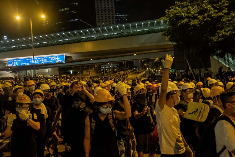 Hong Kong protesters angrily rebuke the government over the proposed China extradition law
