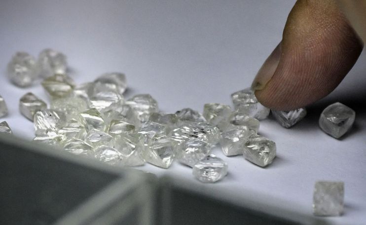 Gem Diamonds shares rise despite third quarter price drop