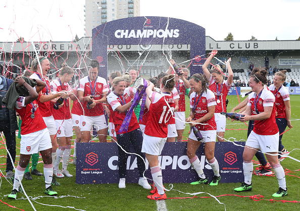 BOREHAMWOOD, ENGLAND - MAY 11: Arsenal women celebrate winning the Women's Super League after the WSL match between Arsenal Women and Manchester City at Meadow Park on May 11, 2019 in Borehamwood, England. (Photo by Catherine Ivill/Getty Images)