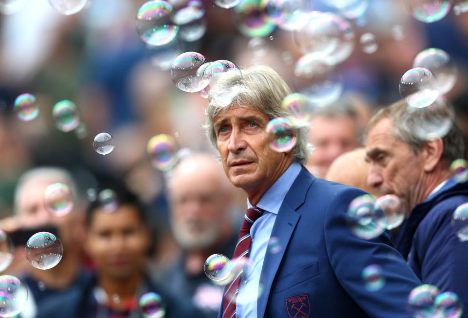 LONDON, ENGLAND - SEPTEMBER 22: Manuel Pellegrini, Manager of West Ham United looks on prior to the Premier League match between West Ham United and Manchester United at London Stadium on September 22, 2019 in London, United Kingdom. (Photo by Jordan Mansfield/Getty Images)