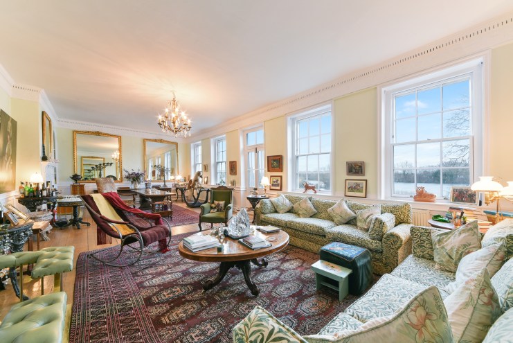 Red Lion House, Chiswick