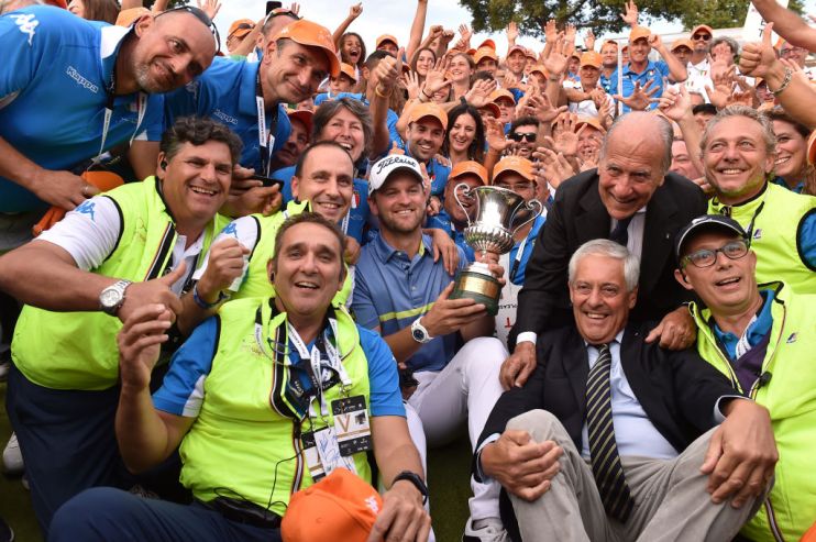 ROME, ITALY - OCTOBER 13: The winner Bernd Wiesberger of Austria with the trophy taking a photo with the volounteers at the end of the Round 4 at Olgiata Golf Club on October 13, 2019 in Rome, Italy. (Photo by Tullio M. Puglia/Getty Images)