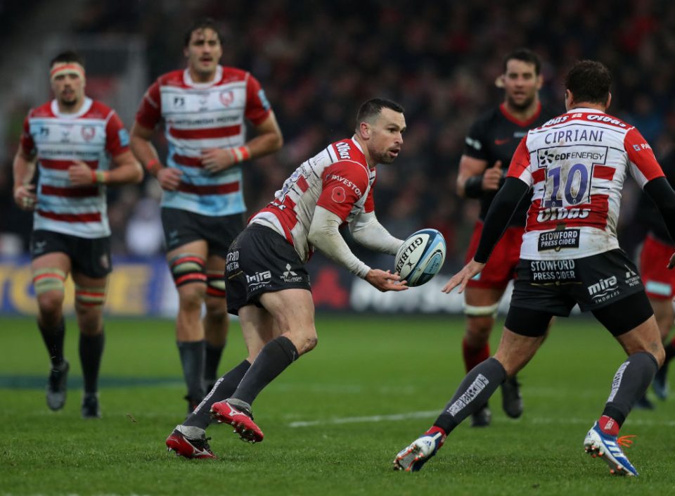 GLOUCESTER, ENGLAND - NOVEMBER 09:  Tom Marshall of Gloucester passes the ball during the Gallagher Premiership Rugby match between Gloucester Rugby and Saracens at Kingsholm on November 09, 2019 in Gloucester, England. (Photo by David Rogers/Getty Images)