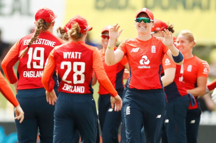Australia v England - Women's T20 Tri-Series Game 6