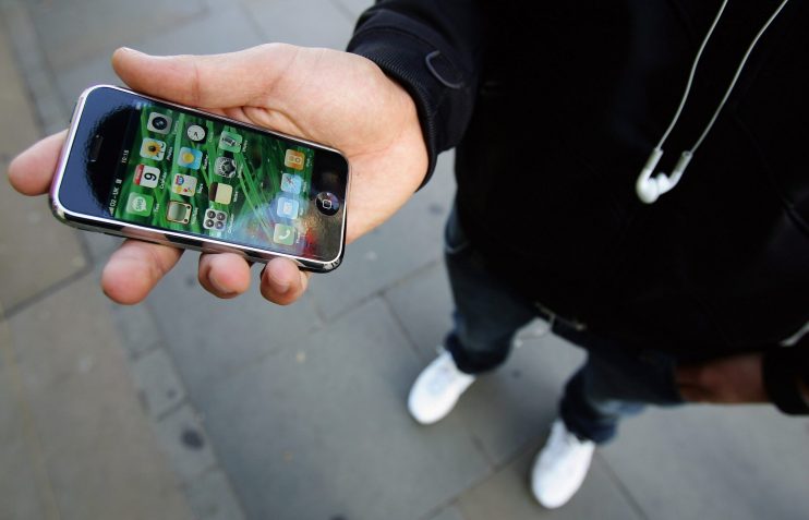 Apple iPhone - Carphone Warehouse launch