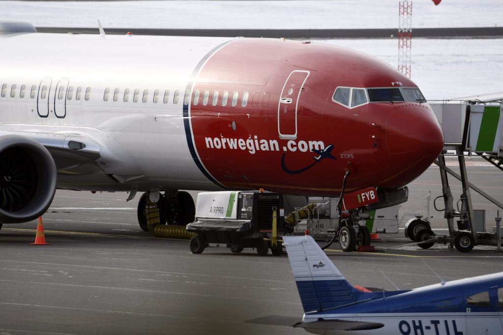 Norwegian shares plunge 12 per cent as airline cancels 3,000 flights