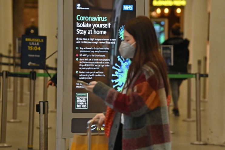 BRITAIN-FRANCE-EU-HEALTH-VIRUS-TRANSPORT