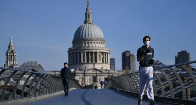 FTSE 100 rises after Chinese factories bounce back