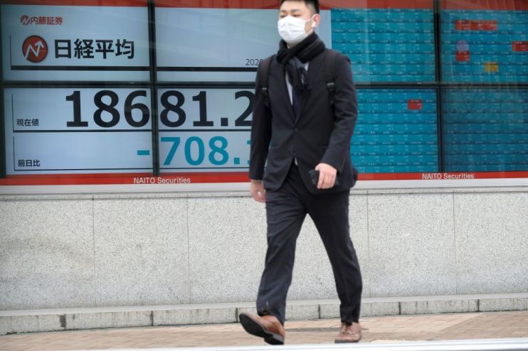 Asian stocks slip as coronavirus recession comes back into focus