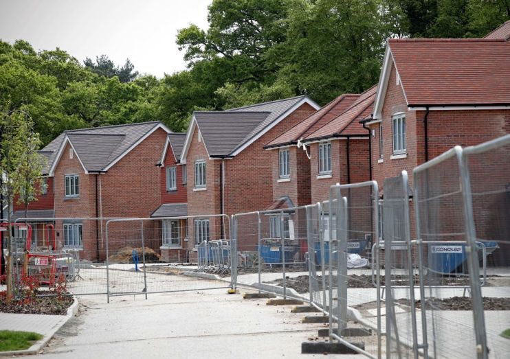 UK construction sector judders to a halt amid coronavirus lockdown