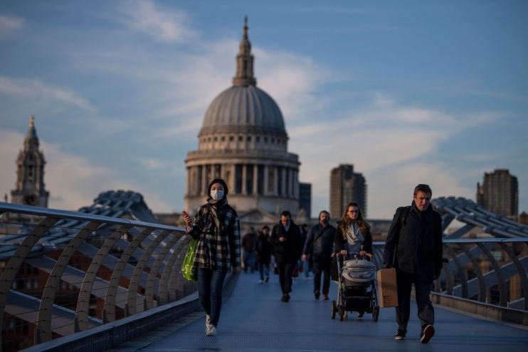 FTSE 100 rises as investors bet on coronavirus recovery