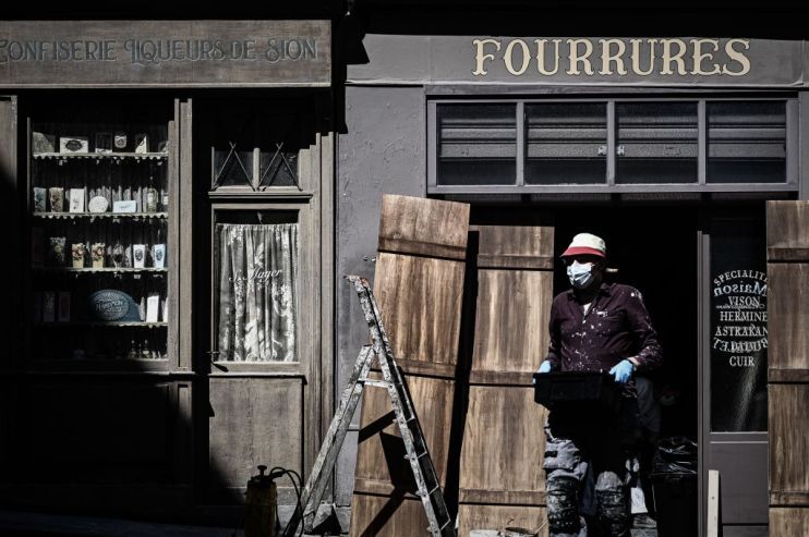 Eurozone economic sentiment edges up but doubts remain