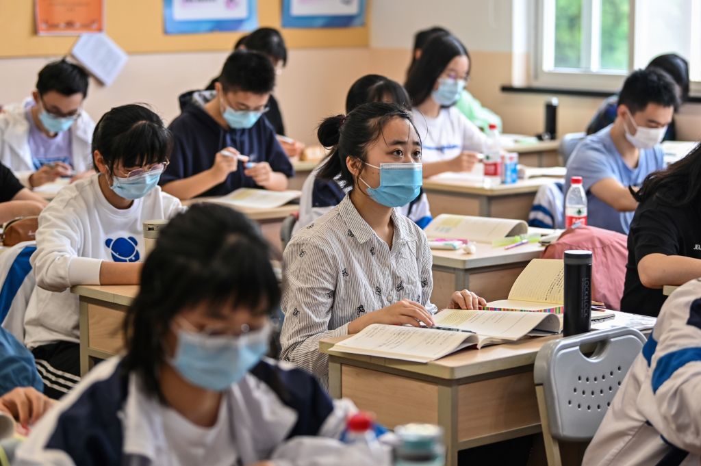 CHINA-HEALTH-VIRUS-EDUCATION