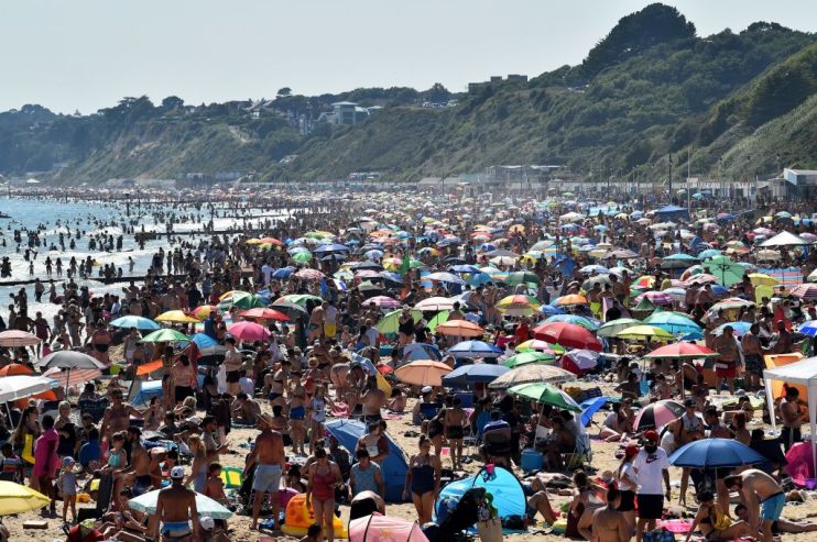BRITAIN-HEALTH-VIRUS-EUROPE-WEATHER-HEATWAVE