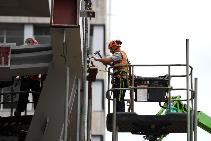 UK construction decline slows but industry remains gloomy