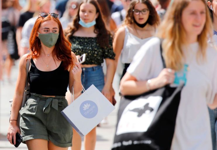 BRITAIN-HEALTH-VIRUS-MASKS