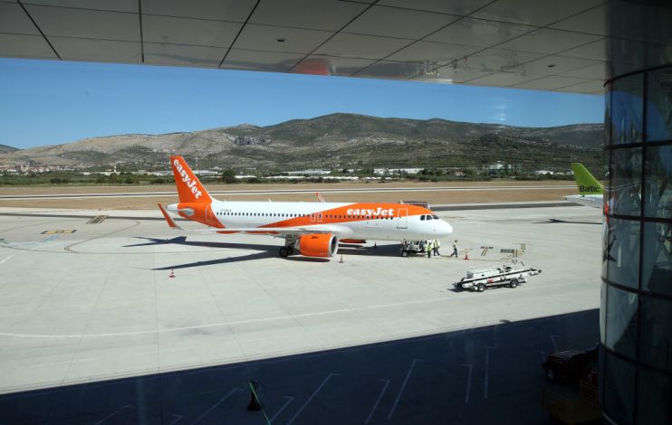 SUMMER-HOLIDAY-WARNING