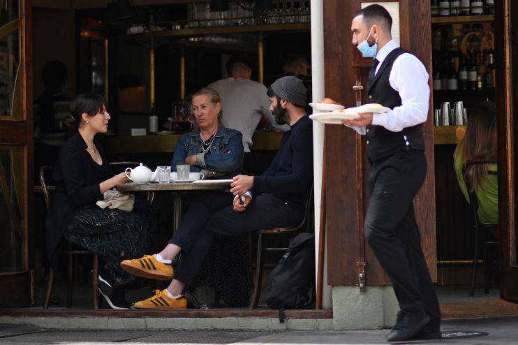 BRITAIN-HEALTH-VIRUS-RETAIL-TOURISM