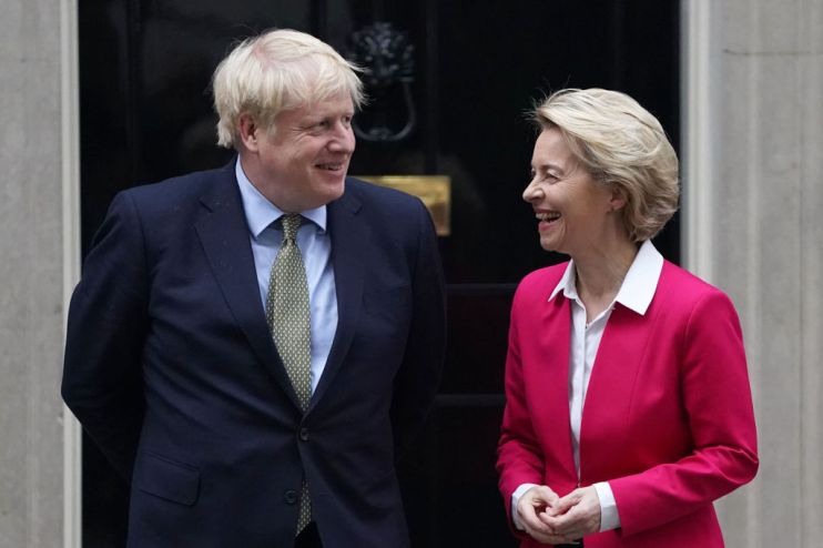 PM to hold last-minute Brexit talks with EU&rsquo;s Von der Leyen