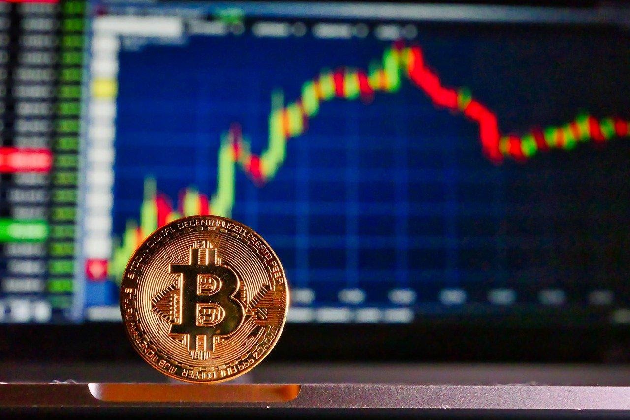 Crypto Market Cap breaks $500 Billion As Bitcoin's Price Blasts Through  $18,000