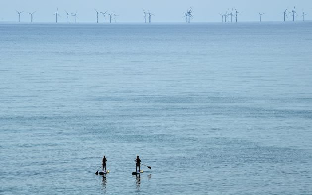 BRITAIN-HEALTH-VIRUS-LEISURE-WEATHER