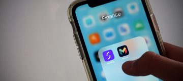BRITAIN-MOBILE-TECHNOLOGY-APP-BANKING-STARLING BANK