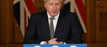 Boris Johnson is expected to tell MPs that there is "no alternative" to a second lockdown later today as he seeks to garner support for new restrictions