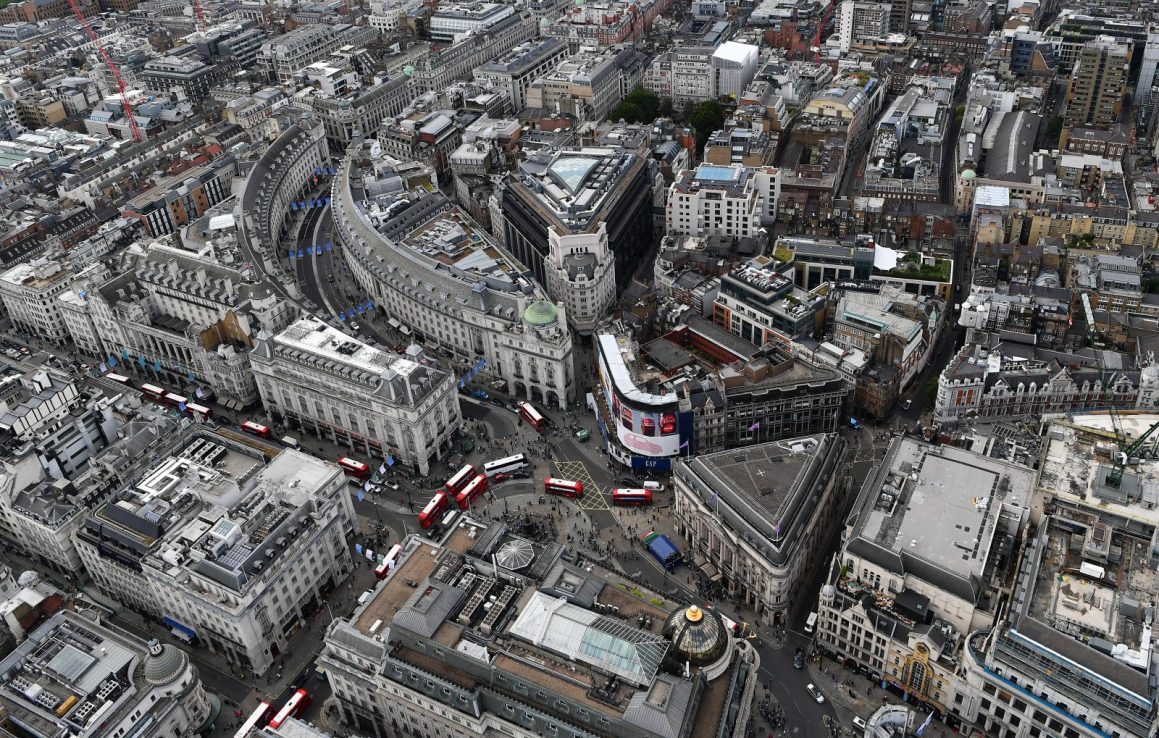 British Land has agreed the £401m sale of West End offices.
