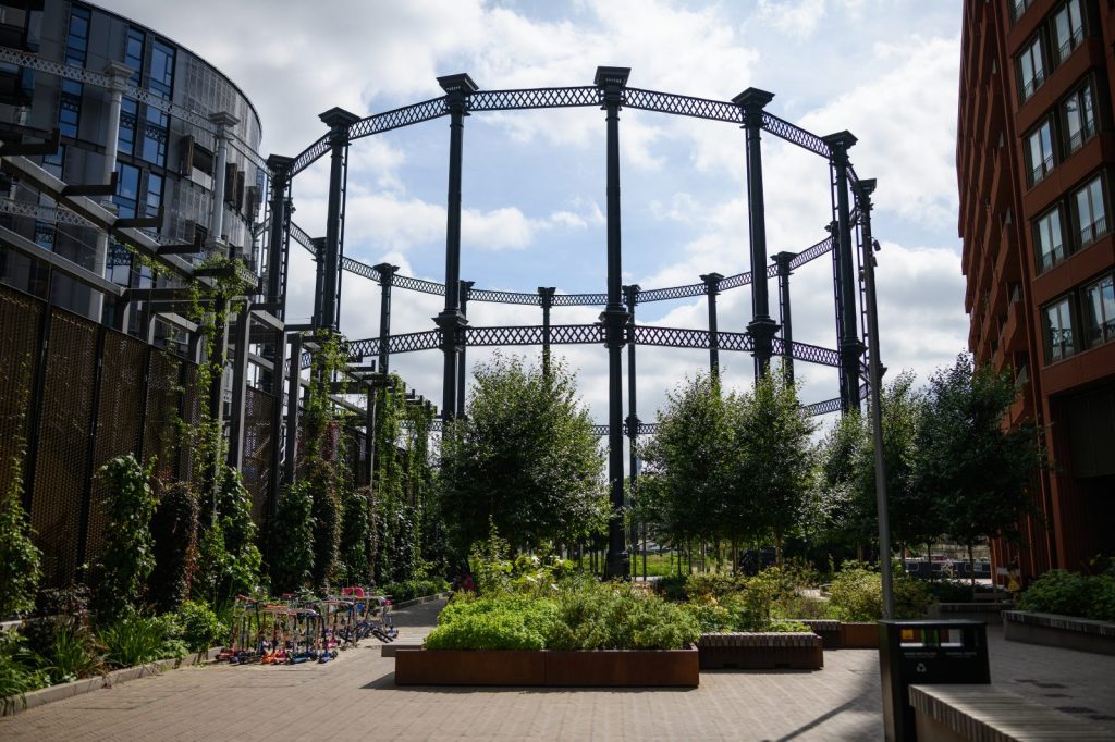 London's Green Spaces Are Celebrated With Garden City Festival
