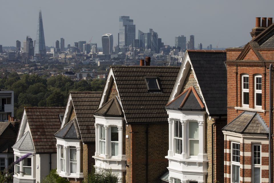 UK house prices grow at strongest pace in four years