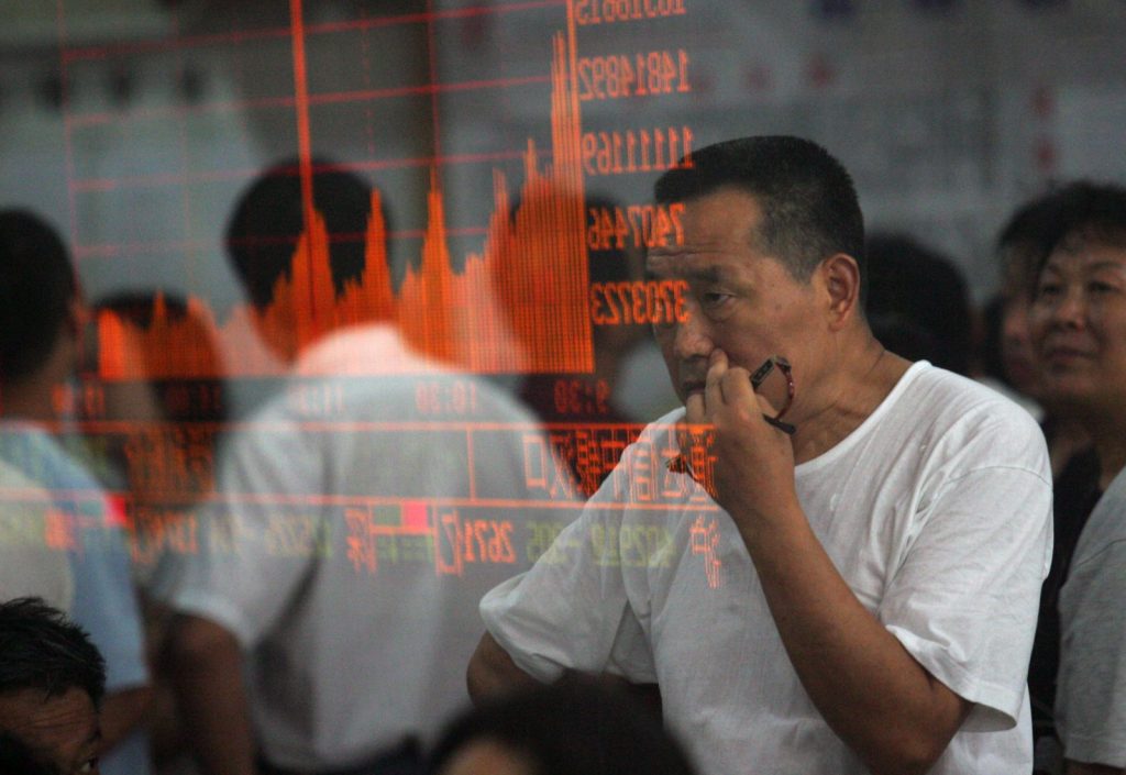China's Main Share Index Falls After Tax Tripled On Stock Transactions