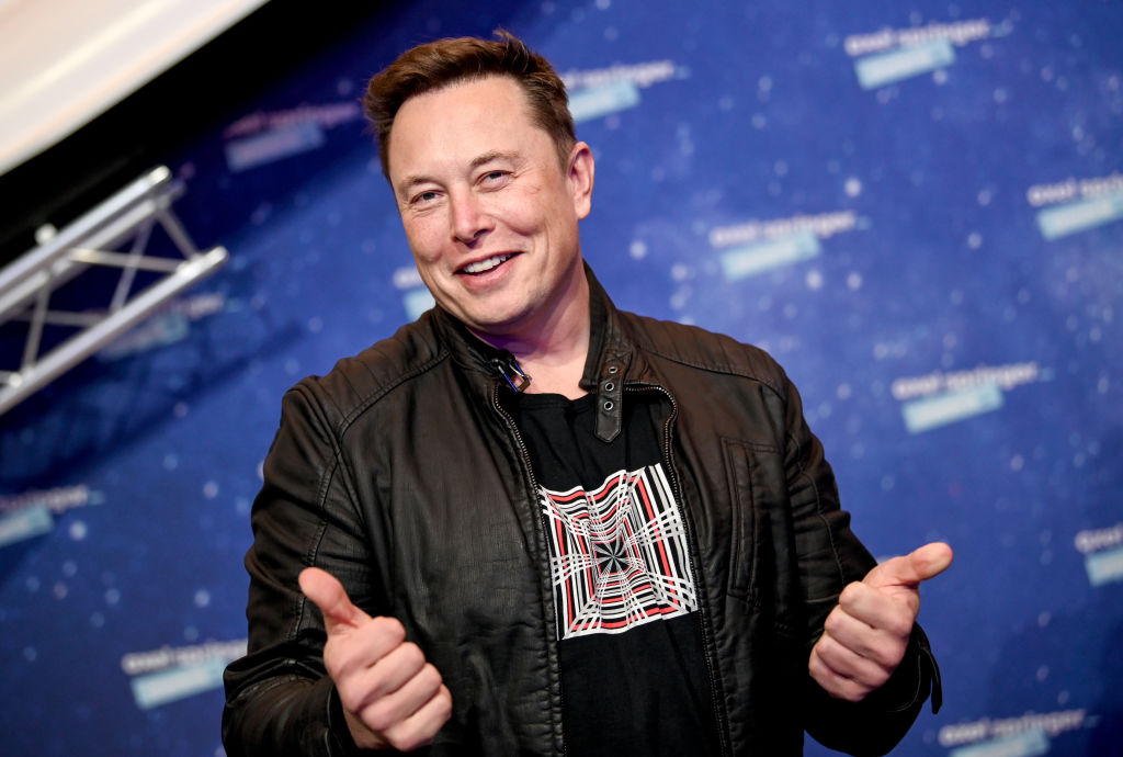 Der Starlink-Satelliten-Breitbanddienst von Elon Musk wird der Öffentlichkeit zugänglich gemacht, sobald die Einnahmen „erwartet“ werden