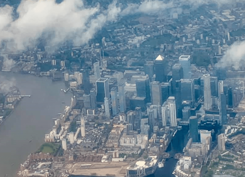 The largest banks in Canary Wharf have been cleared for the bond sale