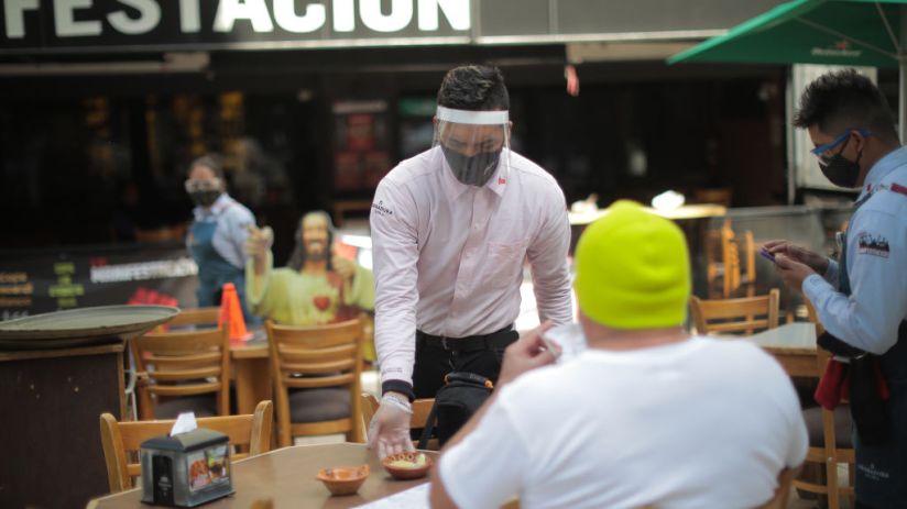 Mexico City Remains On COVID-19 High Alert While Activities Continue On The Streets