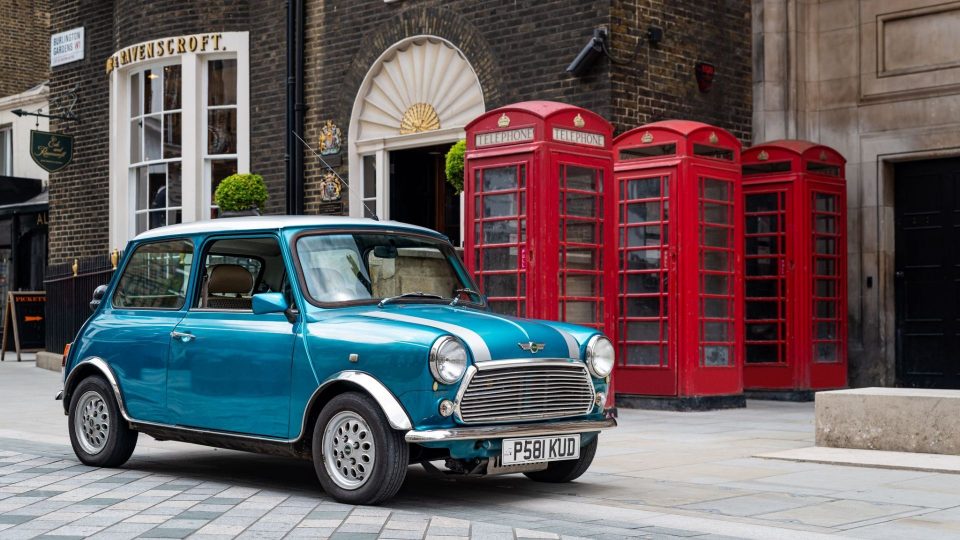 Electric classic Mini