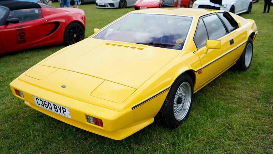 Lotus Esprit