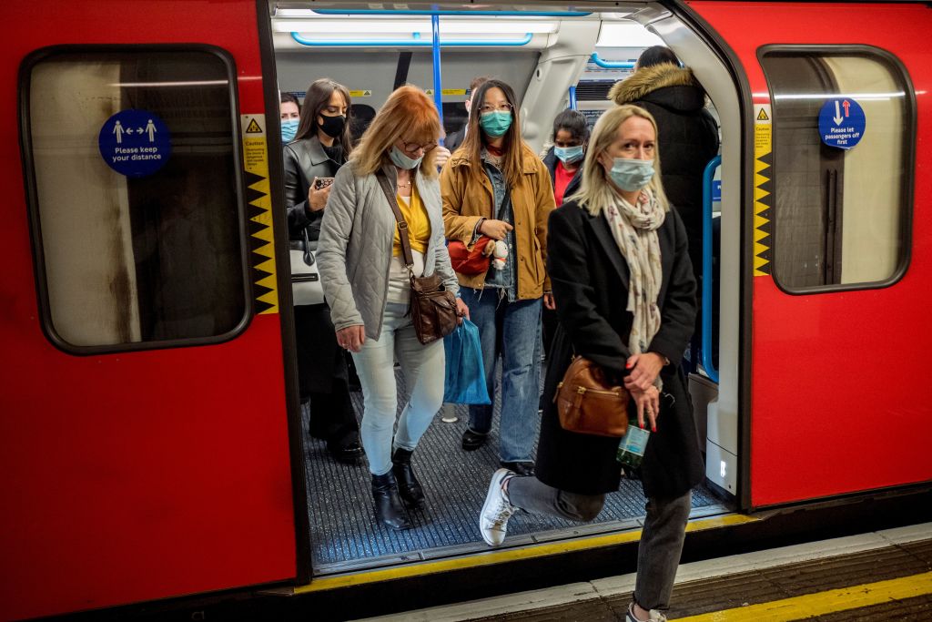 The number of Tube journeys rose again last week despite the announcement of harsher restrictions on the capital