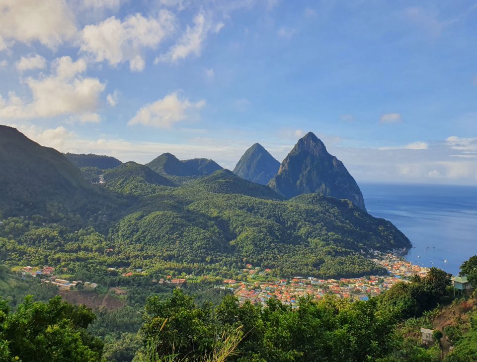 ST-LUCIA-PITONS