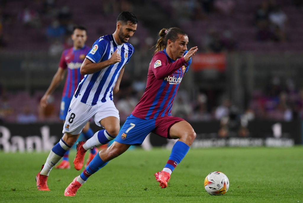 Who owns Barcelona? Who did Joan Laporta take over from?