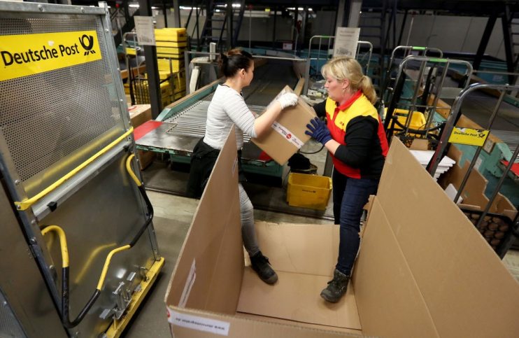 Deutsche Post Anticipates Busy Christmas Season