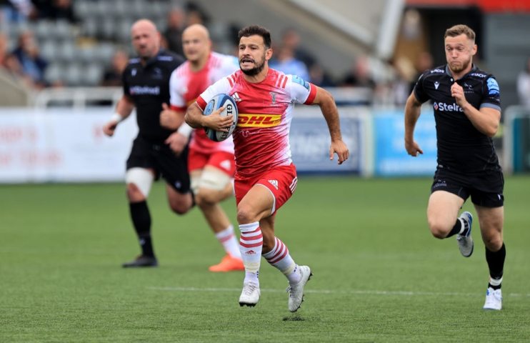 Harlequins and former England scrum half sprints towards the try line against Newcastle, where Quins emerged 20-26 winners on the opening Premiership weekend. (Getty Images)