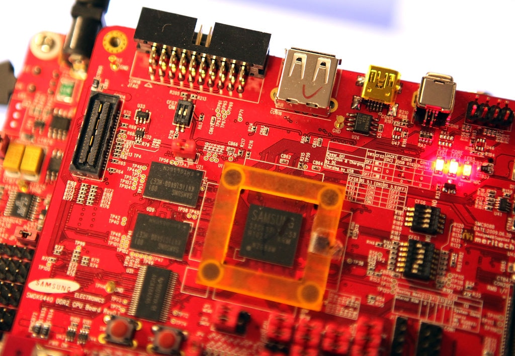 Ensilica has designed three new chips for smartphones and artificial intelligence, which it said will lead to long-term revenues.