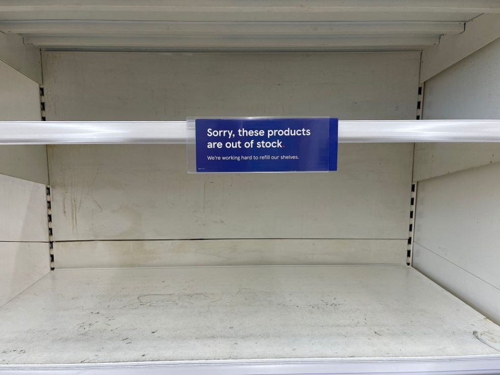 Supermarkets across the UK are emptying of fresh produce and household staples after shortages of lorry drivers. (Photo by Jeff J Mitchell/Getty Images)